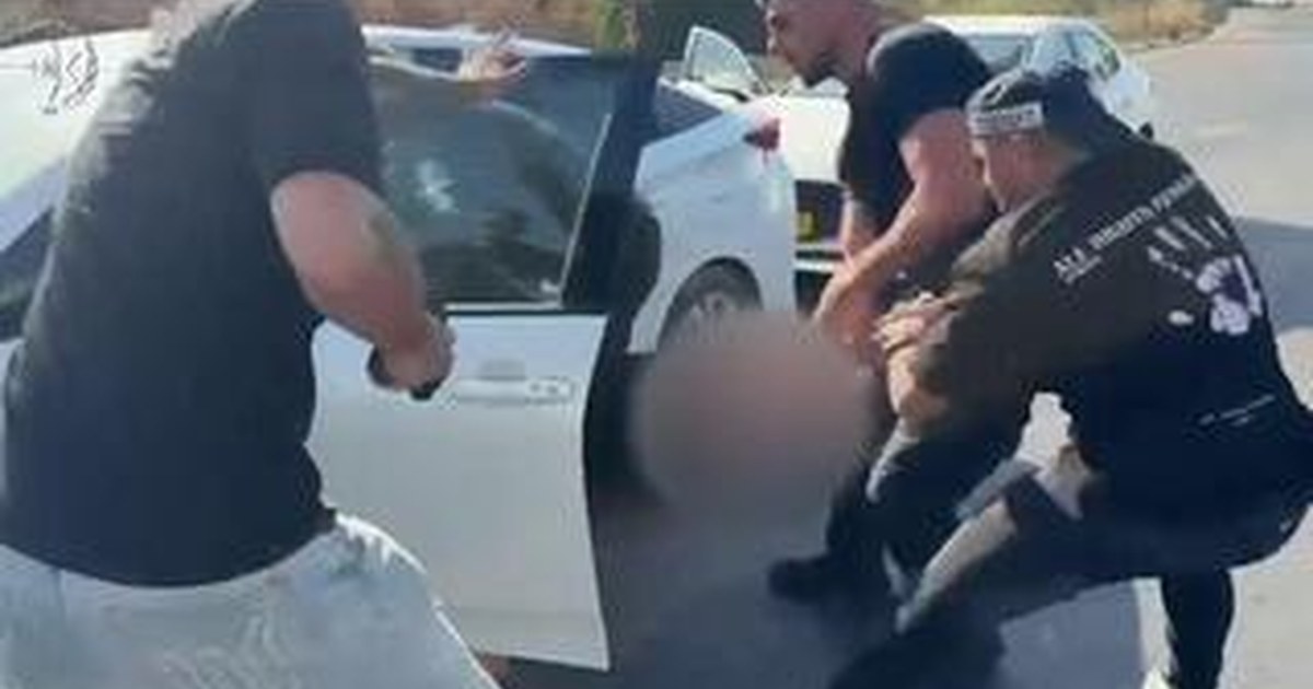 בן של ח"כ לשעבר נעצר ליד רמלה עם אקדח מוברח: "חלון רכבו נופץ כדי להשתלט עליו"