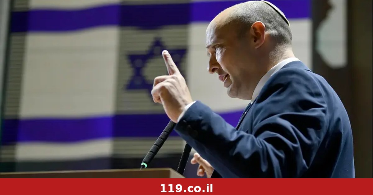 "שאלה שמטרידה את חיי: איך הכיפה של בנט נשארת ככה???"