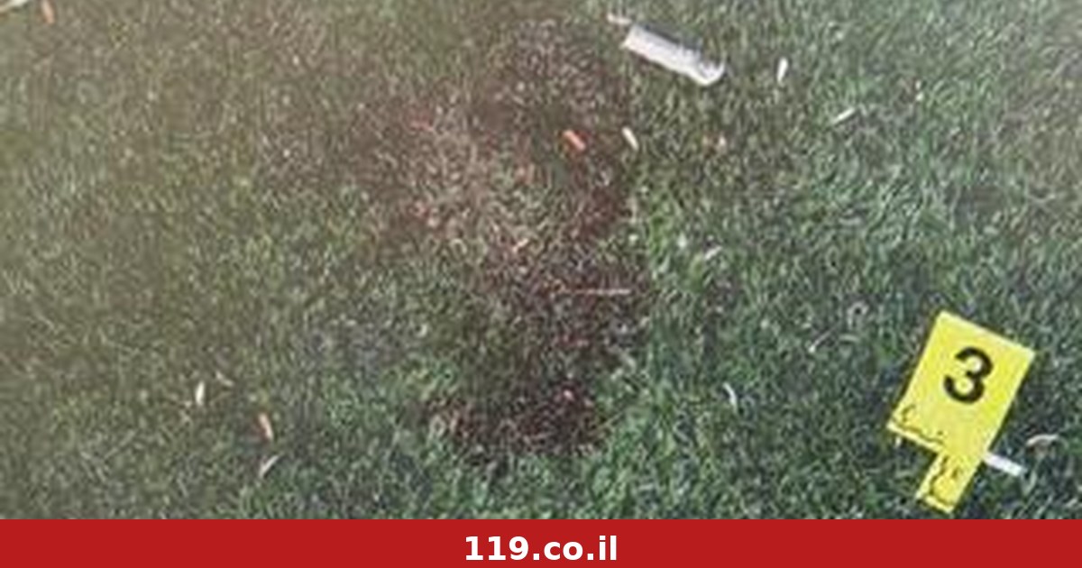 דקירות במגרש הכדורגל: ויכוח שהחל בהתזת מים הותיר נער משותק