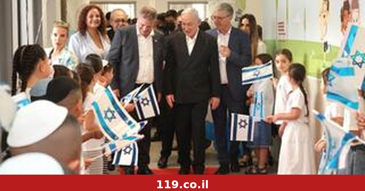 מצעד הפוליטיקאים ב-1 בספטמבר: נתניהו בבי"ס ע"ש אביו, איזנקוט סייר בנהריה
