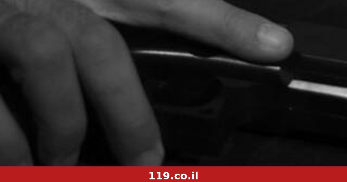 יד שאוחזת באקדח ויורה: הסרטון החריג של יאיר גולן - והעתירה בדרישה לאבטח אותו