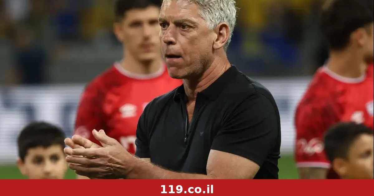 מיטש גולדהאר עדיין כאן. בדרך שלו