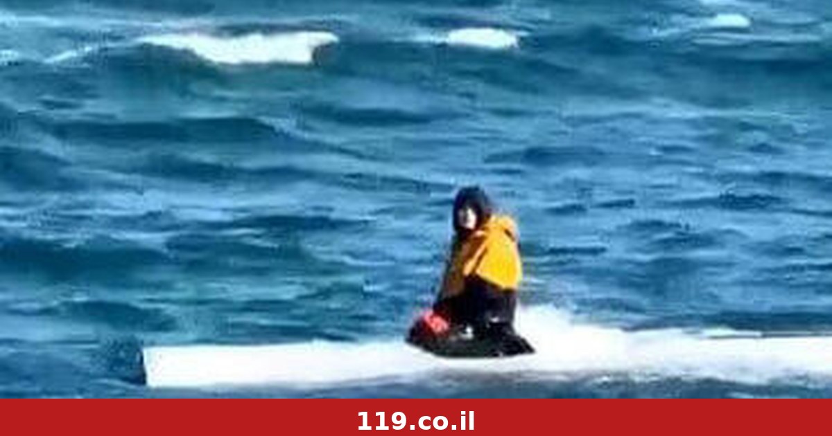 הישרדות בלב ים: בן 15 נסחף לבד 3 ימים מאלסקה לכיוון רוסיה – וחולץ בחיים